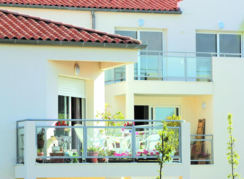 Aparthotel Domitys Le Clos De La Seigneurie Les Gonds Exterior foto